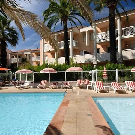Accueillant A - 30 M² - Piscine Golfe-Juan