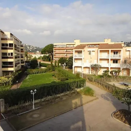 Accueillant A Juan 30 M² Piscine Apartment