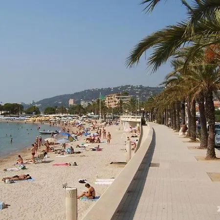 Apartment Accueillant A Juan 30 M² Piscine
