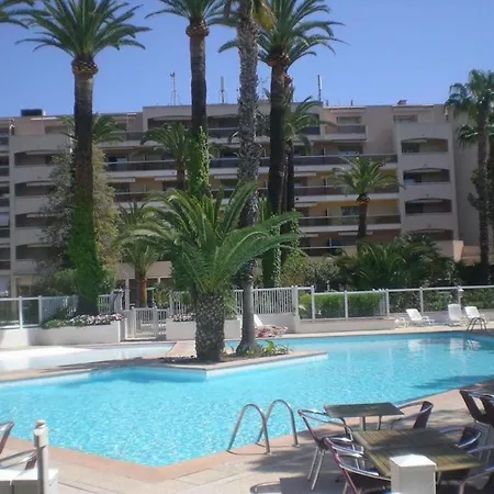 Accueillant A Juan 30 M² Piscine Golfe-Juan