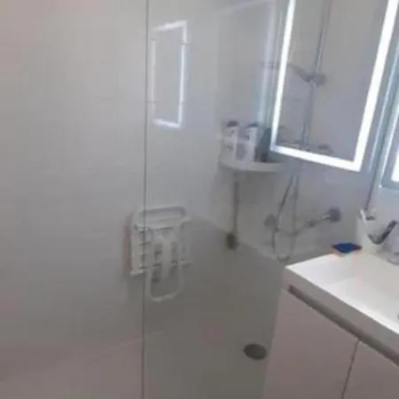 Accueillant A Juan 30 M² Piscine Golfe-Juan