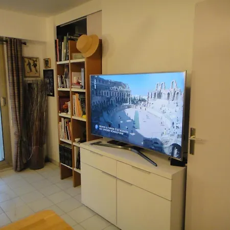 Accueillant A Juan 30 M² Piscine Appartement