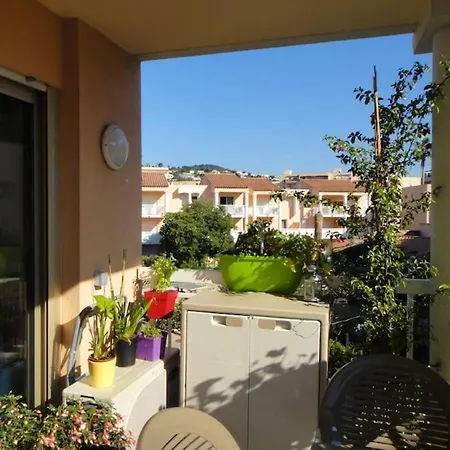Accueillant A Juan 30 M² Piscine *